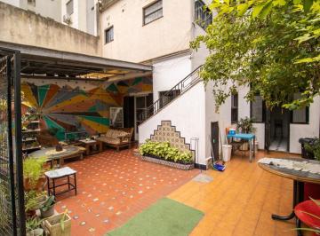Casa · 320m² · 8 Ambientes · Hermosa Casa 8 Ambientes con Patio y Terraza - 3 Plantas - Destino Comercial - 320 m² - Palermo