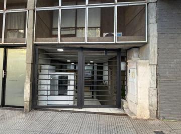 Consultorio · 39m² · 2 Ambientes · 1 Cochera · Alquiler - 3 Amb. - Apto Profesional - Bolívar 1700