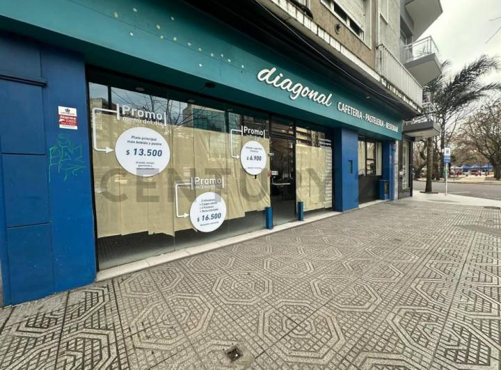 Local comercial · 420m²