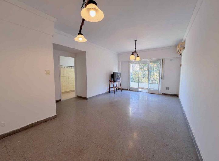 Venta 3 Amb Balcon Al Frente Velez Sarsfield