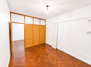 Oficina comercial · 26m² · Alquiler Oficina en Zona Facultades, Balvanera