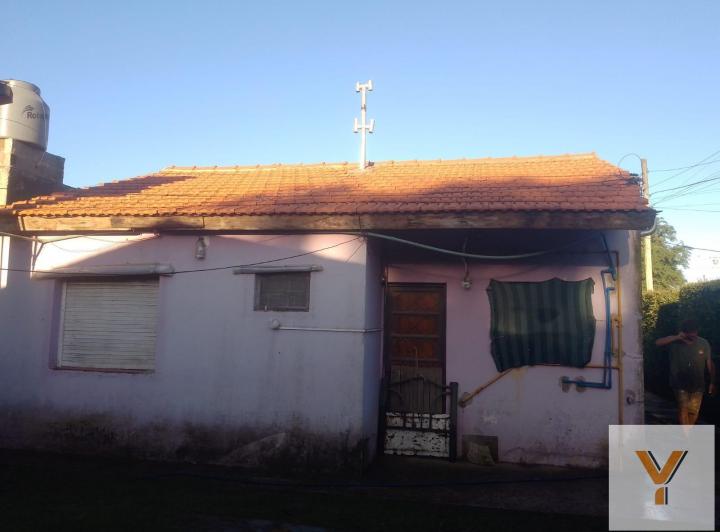 Casa · 80m² · 3 Ambientes · 1 Cochera