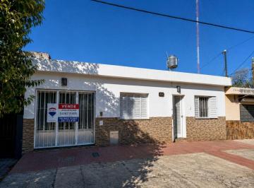 Casa · 91m² · 4 Ambientes · 1 Cochera · Venta Casa 2 Dormi Empalme Graneros