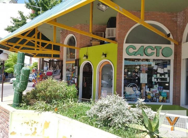 Local comercial · 30m² · 2 Ambientes