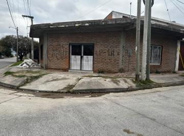Local comercial · 90m² · 1 Ambiente · Local en Alquiler en Zona Tavella