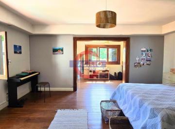 Casa · 216m² · 4 Ambientes · 1 Cochera · Venta | Chalet Estilo Inglés 4 Ambientes con Patio y Garage – Florida Este