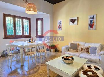 Casa · 216m² · 4 Ambientes · 1 Cochera · Venta | Chalet Estilo Inglés 4 Ambientes con Patio y Garage – Florida Este