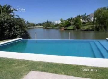 Casa · 228m² · 7 Ambientes · 1 Cochera · Venta Casa Barrancas del Lago 4 Dorm. Al Lago