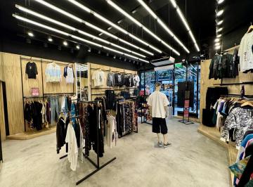 Local comercial · 65m² · Unico y Exclusivo Local Sobre Av Santa Fe - Inmejorable Estado y Entorno