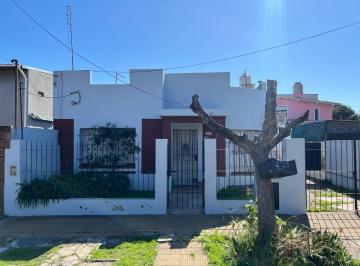 Casa de 3 ambientes, Malvinas Argentinas · Casa Ing. Adolfo Sordeaux. Oportunidad! a Refaccionar!