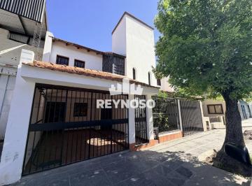 Casa de 6 ambientes, Salta · Casa de 4 Dorm. en Venta | Amplio Terreno con Quincho y Cochera| Apto Crédito