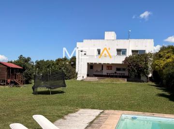 Casa de 5 ambientes, Las Talitas · Casa en Venta – Club de Campo Las Moritas, Tafí Viejo