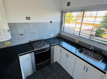 Departamento · 70m² · 4 Ambientes · Departamento Duplex de Dos Dorm. en Tolosa
