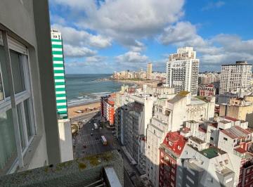 Departamento de 3 ambientes, Mar del Plata · En Venta. Departamento de Tres Ambientes a La Calle con Balcón - Mar del Plata
