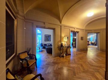 Departamento de 9 ambientes, Recoleta · Residencia Restaurada de 397 m² Frente a Plaza Rodríguez Peña