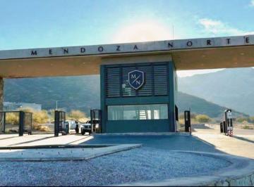 Terreno , El Challao · Lote en Venta en Mendoza Norte Country Club Las Heras