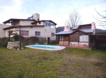 Casa · 116m² · 6 Ambientes · 1 Cochera · Venta Cabaña Villa Giardino 4 Dorm. Amoblada