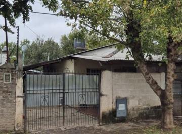 Casa · 80m² · 4 Ambientes · 1 Cochera · Venta Casa 3 Ambientes con Cochera y Local en La Quebrada