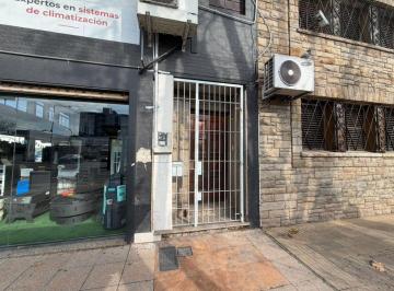 Departamento de 5 ambientes, Avellaneda · Departamento Tipo Casa en Alquiler Para Uso Comercial o Profesional Sobre Av Mitre