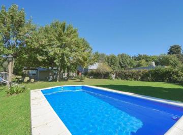 Casa · 79m² · 4 Ambientes · 1 Cochera · Casa 4 Amb - Venta Campana - Rio Lujan - con Pileta