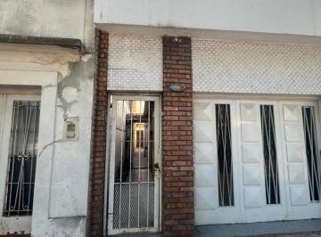 PH de 4 ambientes, Lanús · Depto. PH en Venta en Remedios de Escalada