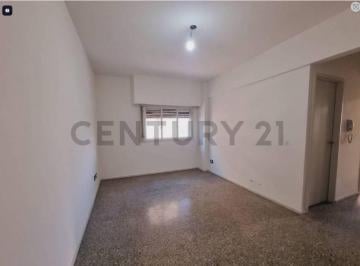Departamento · 40m² · 3 Ambientes · Venta Departamento 3 Ambientes con Renta, Caballito Sur