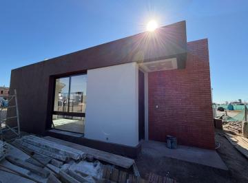 PH · 62m² · Duplex Frente Plaza en Venta 2 Dorm en Rincones de Manantiales