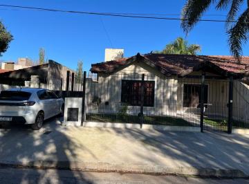 Casa de 8 ambientes, San Antonio de Areco · 2 Casas en Venta en un Terreno, Matheu 134, San Antonio de Areco