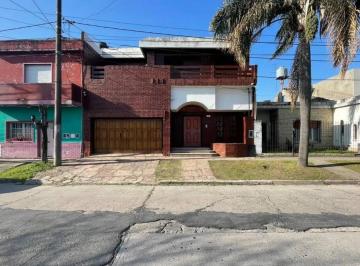 Casa de 5 ambientes, Ituzaingó · Casa 5 Ambientes con Piscina y Quincho en Excelente Zona Residencial