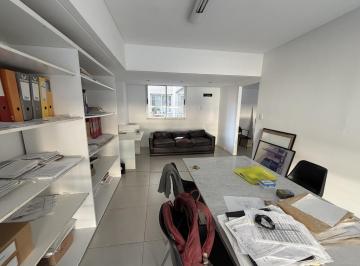 Local comercial · 242m² · 1 Ambiente · Local Comercial en Corredor Holmberg