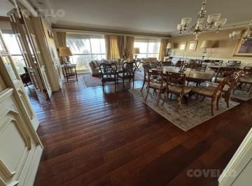 Departamento · 190m² · 5 Ambientes · 2 Cocheras · Venta Apartamento 3 Dorm., 2 Cocheras, Sobre Rambla Armenia, Puerto del Buceo