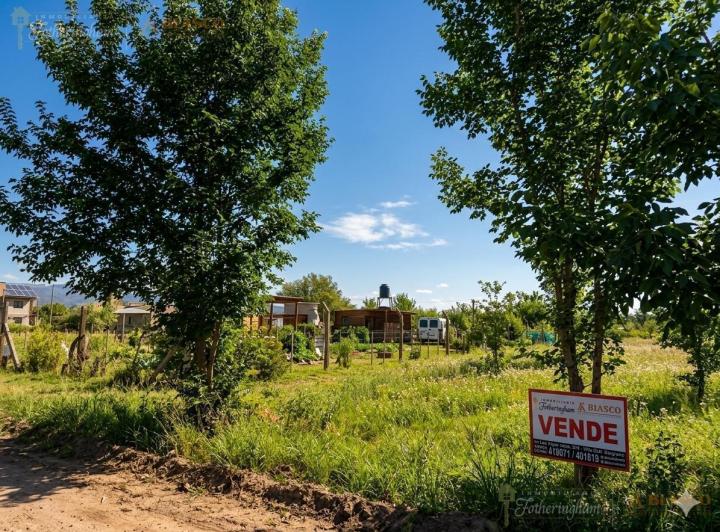 Terreno · 850m²