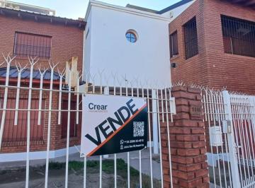 Casa · 323m² · 4 Ambientes · 2 Cocheras · Casa en Neuquen