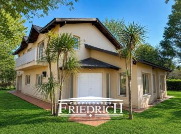 Casa · 245m² · 4 Ambientes · 1 Cochera · Casa en Venta Club de Campo Los Puentes Lujan