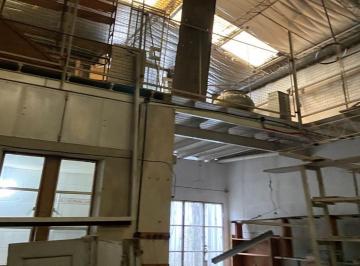 Bodega-Galpón · 200m² · 3 Ambientes · 3 Cocheras · Alquiler Galpon y Deposito Quilmes Oeste