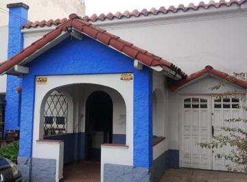 Local comercial , Morón · Excelente Inmueble Multirubros Moron