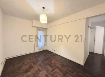 Departamento · 31m² · 2 Ambientes · Ideal Inversor! 2 Amb a Mtrs de Av Libertador con Excelente Rentabilidad