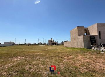 Terreno · 350m² · Lote en Pampas de Manantiales