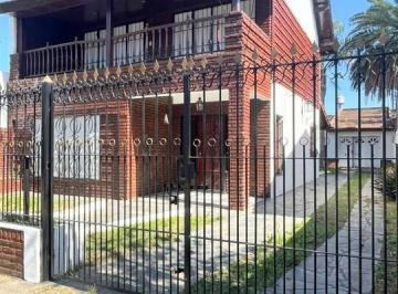1000653224.jpg · Casa en Venta, 4 Ambientes en Moreno