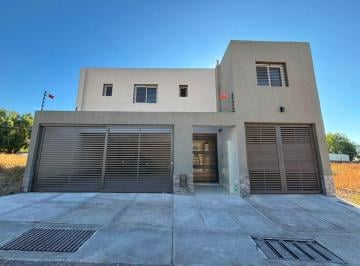 Departamento de 2 ambientes, Ciudad de Mendoza · Departamento Apto Credito en Venta 1hab + 1 Baño + Cochera