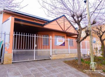 Casa de 1 ambiente, Neuquén · Casa 3 Dorm /estudio Venta en Roca 1565 Barrio Cumelen