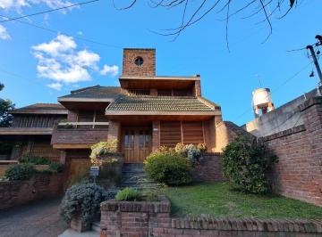 ACI-ACI-58_2 · Casa 6 Ambientes. Las Heras Al 100