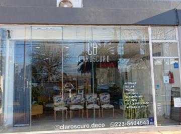Local comercial , Mar del Plata · Dueña Alquila - Trato Directo - Local Comercial Zona Constitucion