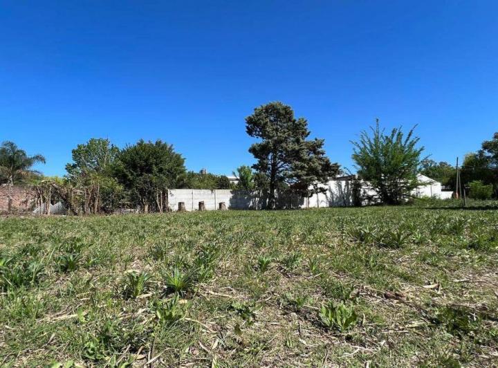 Terreno · 872m²