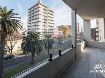 Departamento · 58m² · 2 Ambientes · 1 Cochera · Venta - Departamento 1 Dormitorio con Balcón Al Norte - Echesortu, Rosario.