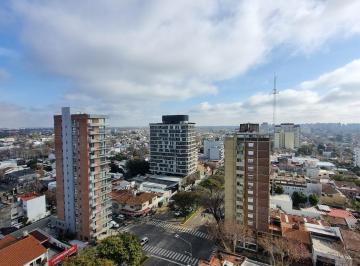 Departamento · 28m² · 1 Ambiente · Excelente Monoambiente Piso Alto con Vista Abierta. Full Amenities.