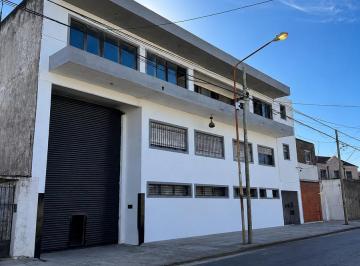 Depósito · 1100m² · Galpón - Depósito de 1100 m² en Lomas del Mirador - Alquiler