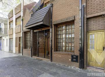PH · 70m² · 3 Ambientes · PH con Patio, Terraza Propia y Sin Expensas en Parque Cha