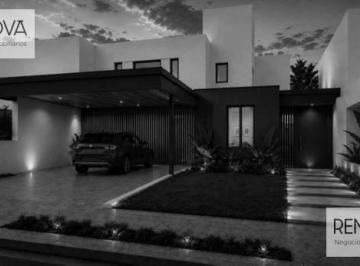 Casa · 238m² · 8 Ambientes · 2 Cocheras · En Campo Chico Espectacular Casa en Venta de 240 m² Cubiertos! Dorm en Pb! Posesion en Febrero 2027!
