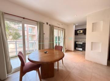 Departamento · 30m² · 1 Ambiente · Departamento Monoambiente en Alquiler Anual - Pinamar Centro